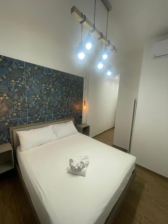 Toledo Aragon Bed & Breakfast Наполи Екстериор снимка